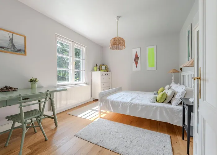 Holiday home Giselle Balatonalmadi