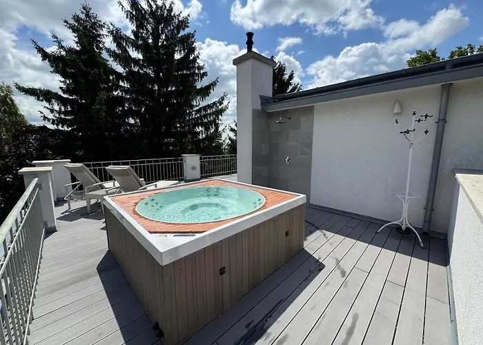 Holiday home Giselle